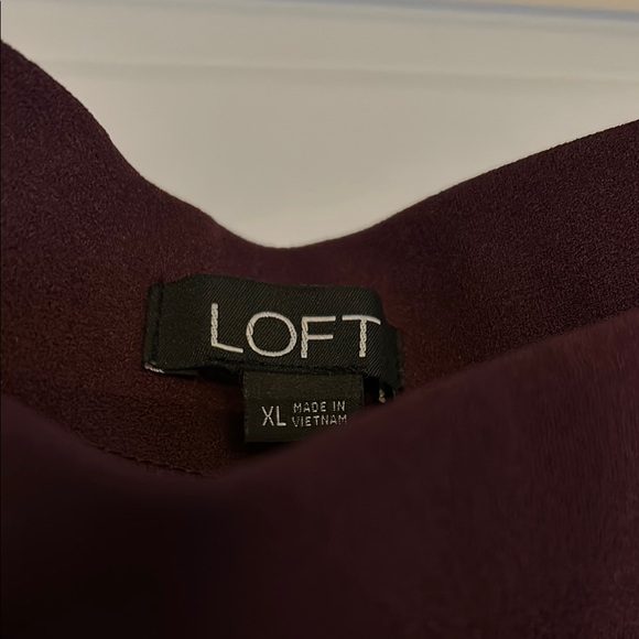 Elegant Burgundy Women's Pants - Picture 2 of 3